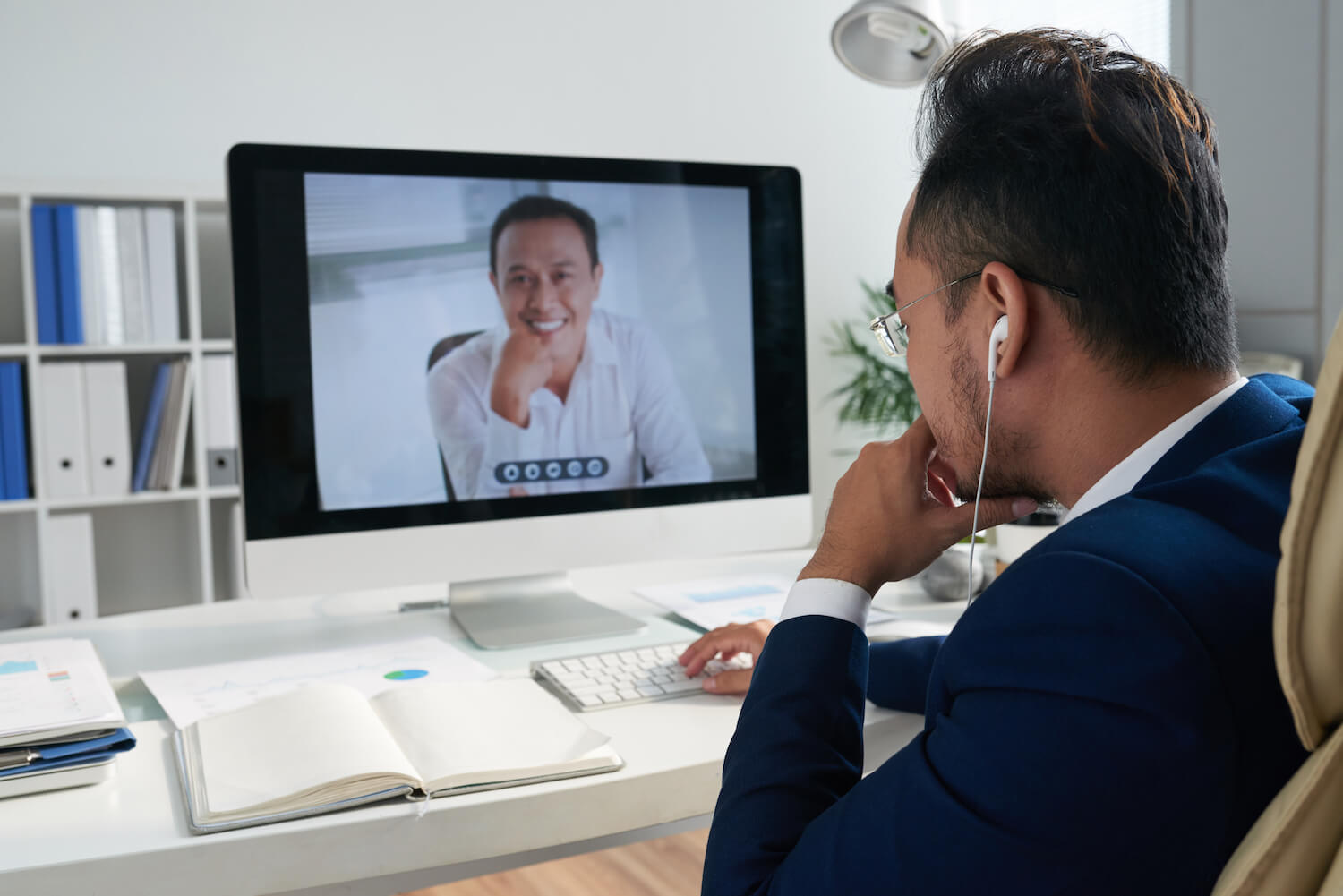 What makes having virtual meetings essential for networking?